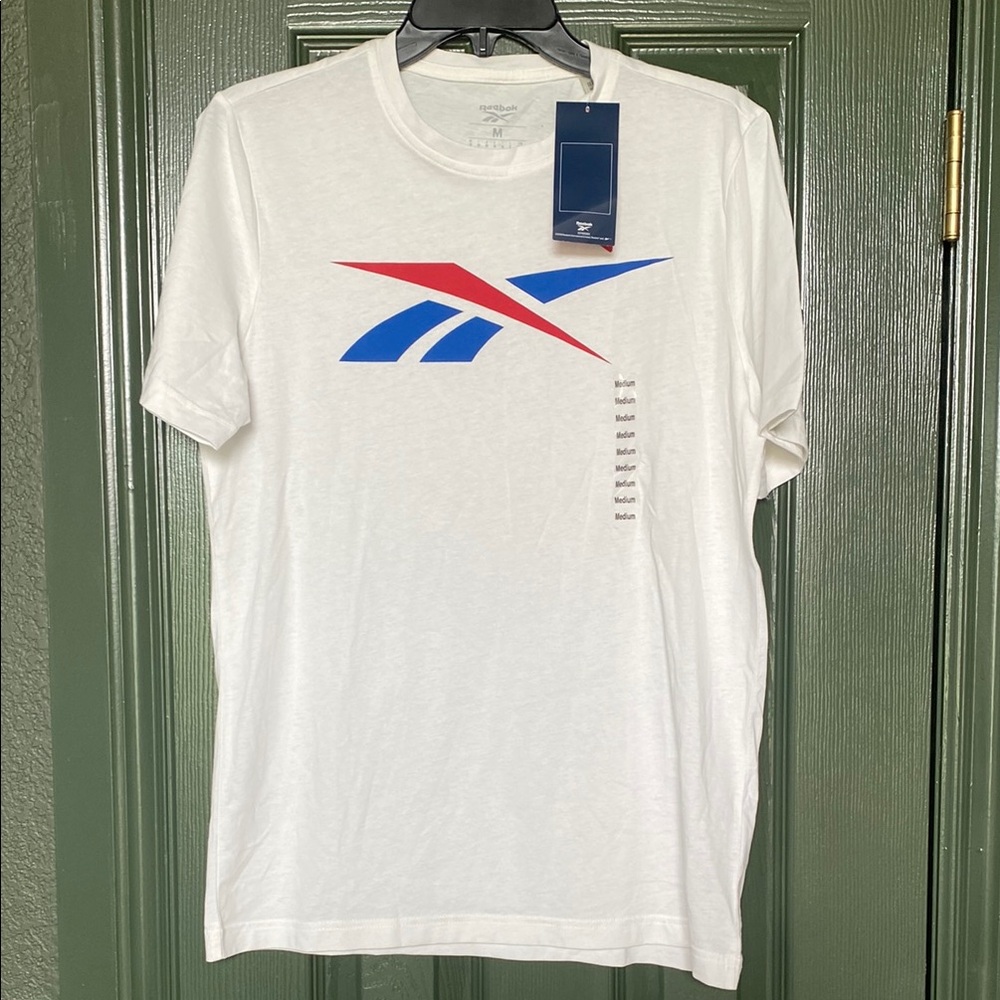 Women’s Reebok t shirt